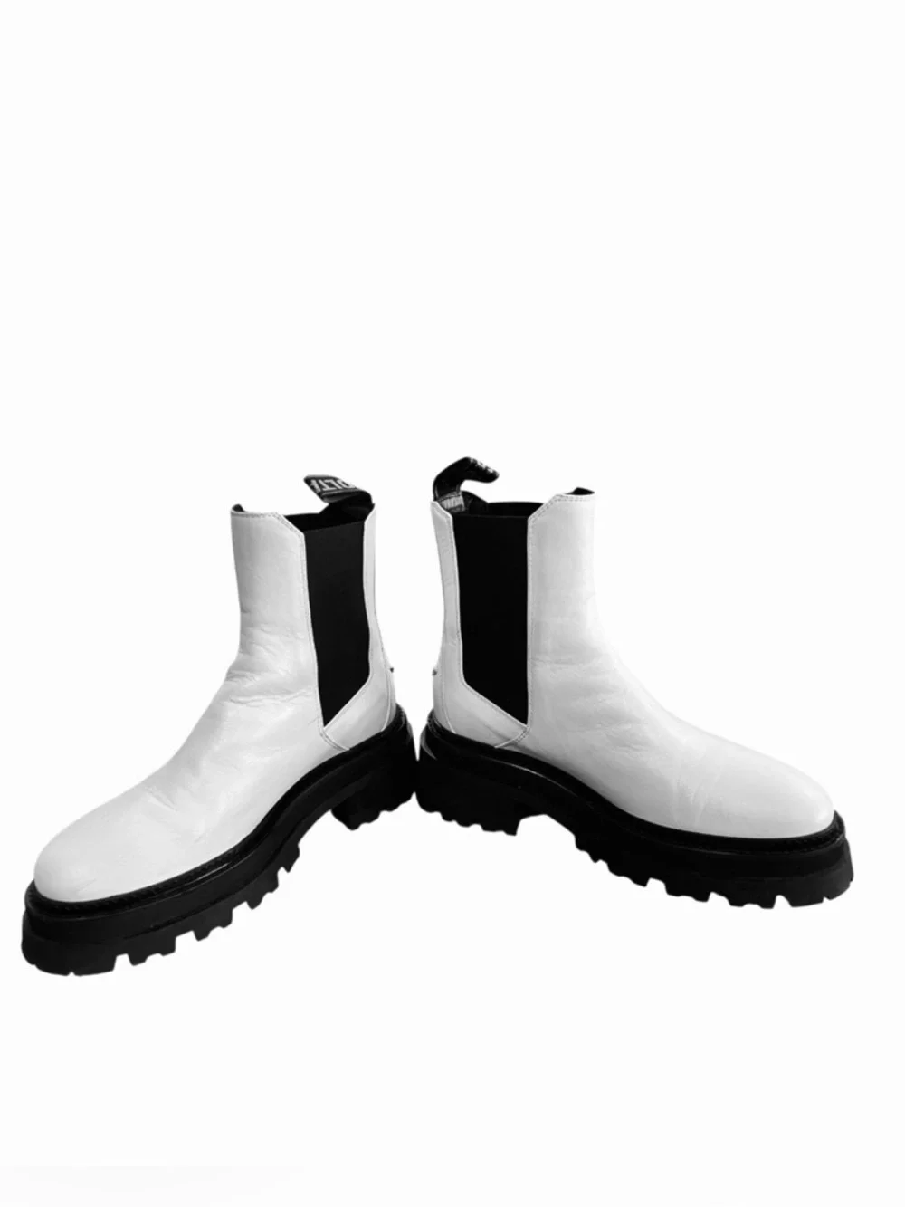 Zadig & Voltaire Ride Chelsea Boots Ice White Leather Lug Sole EU 39 US 8